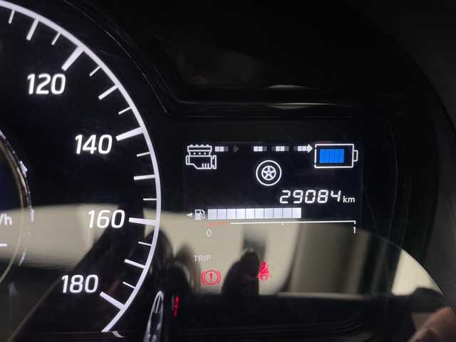 日産 ノート e－パワー X FOUR 長野県 2020(令2)年 2.9万km スーパーブラック イクリプスナビ/ＣＤ再生/地デジＴＶ/USB接続/バックカメラ/衝突被害軽減ブレーキ/車両接近警報装置/オートライト/コーナーセンサー/スマートキー/プッシュスタート/ETC/純正15インチアルミ/社外アルミ＋スタッドレス車載