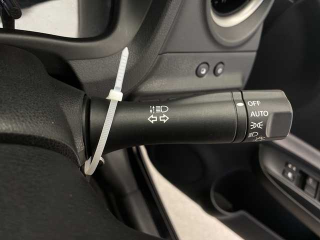 日産 ノート e－パワー X FOUR 長野県 2020(令2)年 2.9万km スーパーブラック イクリプスナビ/ＣＤ再生/地デジＴＶ/USB接続/バックカメラ/衝突被害軽減ブレーキ/車両接近警報装置/オートライト/コーナーセンサー/スマートキー/プッシュスタート/ETC/純正15インチアルミ/社外アルミ＋スタッドレス車載