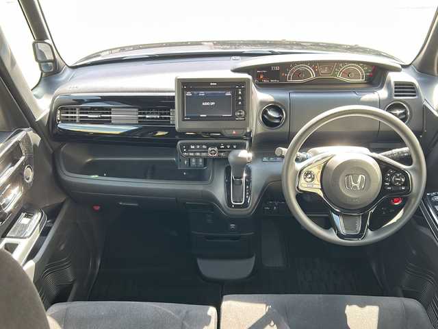 ホンダ Ｎ ＢＯＸ カスタム L 沖縄県 2021(令3)年 4.5万km プレミアムベルベットパープル・パール 純正ディスプレイオーディオ/（ＡＭ／ＦＭ／ＣＤ／ＢＴ）　/バックモニター　/衝突軽減　/片側パワスラ　/純正１４インチＡＷ　/クルコン　/前後ドラレコ　/ＥＴＣ　/パーキングアシスト　/スマートキー　/オートライト/LEDヘッドライト/USB入力端子/純正フロアマット/レーンキープアシスト