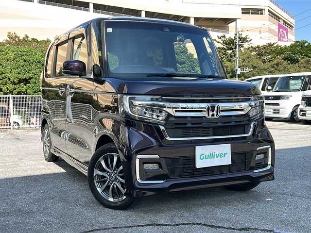 ホンダ Ｎ ＢＯＸ カスタム L 沖縄県 2021(令3)年 4.5万km プレミアムベルベットパープル・パール 純正ディスプレイオーディオ/（ＡＭ／ＦＭ／ＣＤ／ＢＴ）　/バックモニター　/衝突軽減　/片側パワスラ　/純正１４インチＡＷ　/クルコン　/前後ドラレコ　/ＥＴＣ　/パーキングアシスト　/スマートキー　/オートライト/LEDヘッドライト/USB入力端子/純正フロアマット/レーンキープアシスト