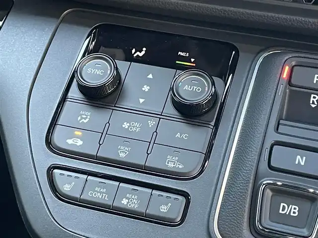 ホンダ ステップワゴン スパーダ eHEV 滋賀県 2025(令7)年 0.1千km クリスタルブラックパール 登録済未使用車/純正11.4インチナビ/【Bluetooth/CD/DVD/フルセグTV/Apple Carplay/Android Auto】/両側パワースライドドア/ハーフレザーシート/バックカメラ/ホンダセンシング/・衝突軽減ブレーキ/・先行車発進お知らせ機能/・歩行者事故低減ステアリング/・路外逸脱抑制機能/・標識認識機能/・渋滞追従機能付アダプティブクルーズコントロール/・車線維持支援システム/・トラフィックジャムアシスト（渋滞運転支援機能）/・ブラインドスポットインフォメーション/・誤発進抑制機能/・後方誤発進抑制機能/・近距離衝突軽減ブレーキ/・急アクセル抑制機能/・パーキングセンサーシステム/・オートハイビーム/・アダプティブドライビングビーム/LEDヘッドライト/パワーバックドア/D/Nシートヒーター/二列目オットマン/後席サンシェード/パドルシフト/プッシュスタート/スマートキー/ステアリングリモコン