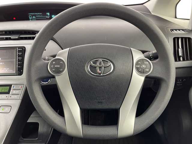 トヨタ プリウス S 大阪府 2014(平26)年 3.8万km ボルドーマイカメタリック 禁煙車/純正ナビ/　（Bluetooth/CD/DVD/ワンセグ）/バックカメラ/キセノンヘッドライト/オートライト/ステアリングリモコン/横滑り防止機能/盗難防止装置/電格ミラー/スマートキー/ETC