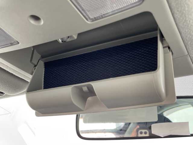 トヨタ プリウス S 大阪府 2014(平26)年 3.8万km ボルドーマイカメタリック 禁煙車/純正ナビ/　（Bluetooth/CD/DVD/ワンセグ）/バックカメラ/キセノンヘッドライト/オートライト/ステアリングリモコン/横滑り防止機能/盗難防止装置/電格ミラー/スマートキー/ETC