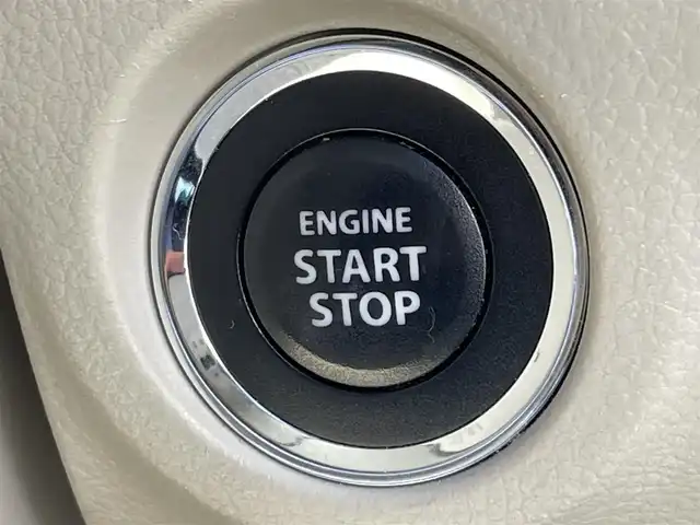 スズキ ラパン X 群馬県 2016(平28)年 5.9万km フレンチミントパールメタリック 衝突軽減ブレーキ/社外SDナビゲーション/（CD/DVD/SD/BT/フルセグTV）/ETC/D席シートヒーター/アイドリングストップ/LEDヘッドライト/オートライト/電格ミラー/純正フロアマット/純正14インチアルミホイール