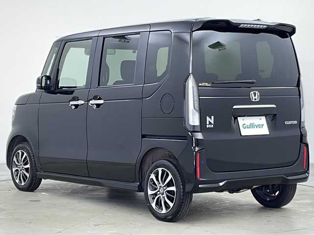 ホンダ Ｎ ＢＯＸ カスタム 道央・札幌 2024(令6)年 1.1万km クリスタルブラックパール ・4WD/・社外ナビ＆CD＆DVD＆BT＆SD/・バックカメラ/・左パワースライドドア/・スマートキー/・ドアミラーヒーター/・前席シートヒーター/・ホンダセンシング/・衝突軽減ブレーキ/・ACC先行車検知/・先行車発進お知らせ/・レーンキープアシスト/・路外逸脱抑制機能/・リアパーキングセンサー/・LEDヘッドライト/・オートマチックハイビーム