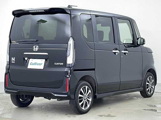 ホンダ Ｎ ＢＯＸ カスタム 道央・札幌 2024(令6)年 1.1万km クリスタルブラックパール ・4WD/・社外ナビ＆CD＆DVD＆BT＆SD/・バックカメラ/・左パワースライドドア/・スマートキー/・ドアミラーヒーター/・前席シートヒーター/・ホンダセンシング/・衝突軽減ブレーキ/・ACC先行車検知/・先行車発進お知らせ/・レーンキープアシスト/・路外逸脱抑制機能/・リアパーキングセンサー/・LEDヘッドライト/・オートマチックハイビーム