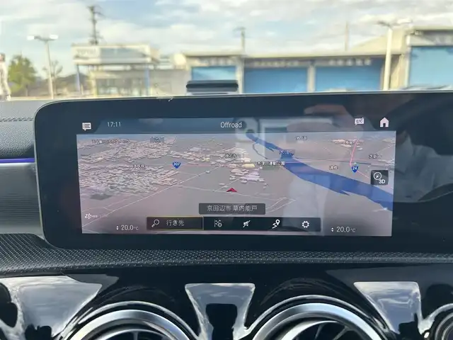 メルセデス・ベンツ Ａ２００ｄ AMGライン 滋賀県 2019(令1)年 2.9万km イリジウムシルバー アドバンスドパッケージ/レザーエクスクルーシブパッケージ/パノラマスライディングルーフ/ツートンカラーレザーシート/シートヒーター/３６０°カメラ/ETC/フルセグテレビ/アイドリングストップ/プッシュスタート/A-stop/ヘッドアップディスプレイ/純正AW１８インチ/純正ナビ