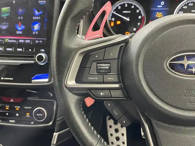 スバル フォレスター プレミアム 滋賀県 2018(平30)年 9.1万km クリスタルホワイトP 禁煙車/純正ナビ/【CD/DVD/Bluetooth/HDMI/フルセグTV】/バックモニター/フロントビューモニター/ＥＴＣ/ドライブレコーダー/スマートリヤビューミラー/パワーバックドア/ルーフレール/アイサイトコアテクノロジー/・プリクラッシュブレーキ/・後退時ブレーキアシスト/・AT誤発進抑制制御/AT誤後進抑制制御/・ツーリングアシスト/・前車速追従機能付クルーズコントロール/・車線逸脱抑制/車線逸脱警報/・ふらつき警報/・先行車発進お知らせ機能/アイサイトセイフティプラス/・スバルリヤビークルディテクション/・アダプティブドライビングビーム/ハーフレザーシート/パワーシート/シートヒーター/ステアリングヒーター/ＬＥＤライト/パドルシフト/スマートキー