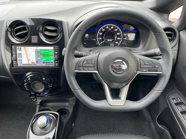 日産 ノート 茨城県 2020(令2)年 5万km ガーネットレッド/スーパーブラック 2トーン 純正ナビ/純正アルミホイール/全方位カメラ/ETC/前ドラレコ/前後コーナーセンサー/クルーズコントロール/デジタルインナーミラー/LEDオートライト/フルセグTV/Bluetooth/エマージェンシーブレーキ/ハイビームアシスト