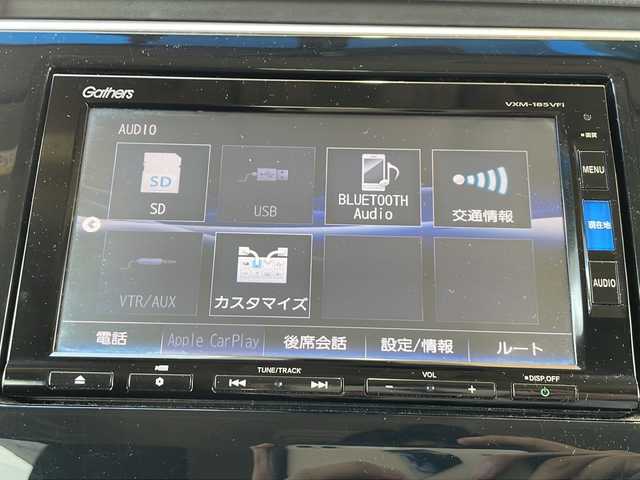 ホンダ ステップワゴン スパーダ ホンダセンシング 静岡県 2018(平30)年 5.4万km プラチナホワイトパール 純正ナビ/・CD/DVD/・SD/・Bluetooth/・USB/・フルセグTV/・Music Rack/・iPod/ホンダセンシング/●衝突軽減ブレーキ〈CMBS〉/●誤発進抑制機能/●歩行者事故低減ステアリング/●路外逸脱抑制機能/●ACC〈アダプティブ・クルーズ・コントロール〉/●LKAS〈車線維持支援システム〉/●先行車発進お知らせ機能/●標識認識機能/主要装備/・バックカメラ/・前後ドライブレコーダー/・後席フリップダウンモニター/・両側パワースライドドア/・ＬＥＤヘッドライト/・パドルシフト/・アイドリングストップ/・純正１６インチＡＷ/・わくわくゲート