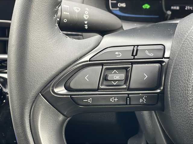 トヨタ アクア G 三重県 2021(令3)年 4.8万km プラチナホワイトパールマイカ 全方位カメラ　ＡＣ１００Ｖ　ＢＳＭ　衝突軽減ブレーキ　純正ディスプレイオーディオ　ＭＡＰ／ＢＴ／ＴＶ／カープレイ　保証書　取扱説明書　レーダークルーズコントロール　ＥＴＣ２．０　ＬＥＤヘッドライト