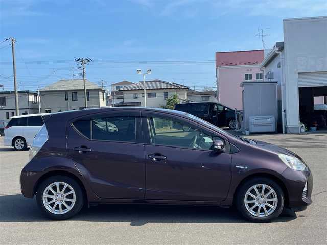 トヨタ アクア S 宮城県 2014(平26)年 9.7万km ディープアメジストマイカメタリック (株)IDOMが運営する【じしゃロン仙台店】の自社ローン専用車両になりますこちらは現金またはオートローンご利用時の価格です。自社ローンご希望の方は別途その旨お申付け下さい/SDナビ/フルセグ/Bluetooth/バックカメラ/ETC