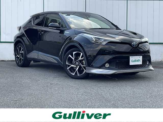 トヨタ Ｃ－ＨＲ G 山梨県 2017(平29)年 7.9万km ブラックマイカ 純正9インチSDナビ(NSZT-Y66T)/純正CD/DVD/Bluetooth接続/フルセグTV/バックカメラ/ETC/前席シートヒーター/ハーフレザー調シート/プリクラッシュセーフティシステム/レーンキープアシスト/ブラインドスポットモニター/オートマチックハイビーム/スペアキー1本/取扱説明書/保証書