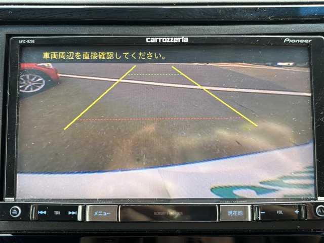 ホンダ シャトル ハイブリッド Z スタイルエディション 宮城県 2016(平28)年 6.9万km ホワイトオーキッドパール 登録時走行距離６８１０２ｋｍ/クルーズコントロール/バックカメラ/社外ナビ/・フルセグテレビ/・Bluetooth/・CD/DVD/・ＡＭ/FM/後席モニター/クリアランスソナー/横滑り防止機能/パドルシフト/ＥＣＯＮ/オートライト/ＥＴＣ/シートヒーター/プッシュスタート/スマートキー/LEDヘッドライト/ドアバイザー/フォグランプ/ウインカーミラー/電格ミラー
