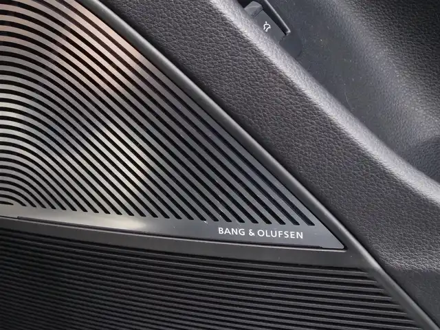 アウディ Ｑ７ 3．0TFSI クワトロ 埼玉県 2018(平30)年 6.5万km ディープブラックパールエフェクト ワンオーナー/パノラマルーフ /ブラックレザーシート /アダプティブクルーズコントロール /マトリクスLED /バーチャルコックピット /全周囲カメラ /CarPlay /MMIナビ シートHI /電動リアゲート /ETC /ドラレコ