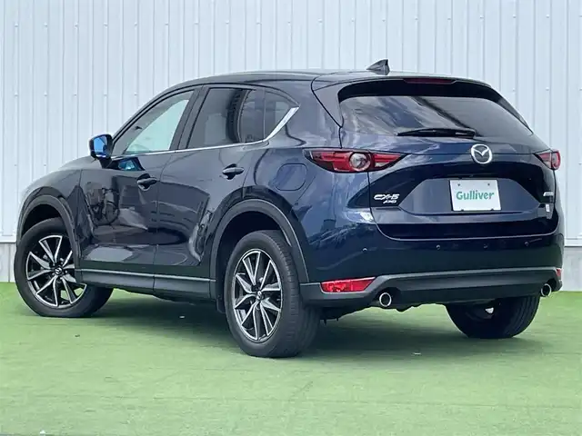 マツダ ＣＸ－５ XD Lパッケージ 香川県 2017(平29)年 4.3万km ディープクリスタルブルーマイカ 登録時走行距離：42684km/純正ディスプレイオーディオ/　CD DVD BT フルセグTV/バックカメラ/左前カメラ/アルパインフリップダウンモニター/衝突被害軽減装置/レーンキープアシスト/レーダークルーズコントロール/LEDヘッドライト/オートライト/フォグランプ/リアフォグ/パワーバックドア/ETC/ドライブレコーダー/MTモード付AT/電子パーキングブレーキ/ホワイトレザーシート/シートヒーター/パワーシート/シートメモリ/革巻きステアリング/ステアリングスイッチ/ステアリングヒーター/プッシュスタート/スマートキー