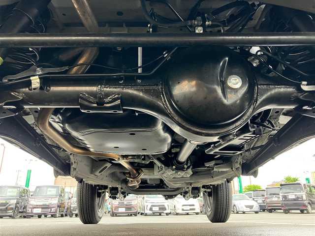 スズキ ジムニー XC 静岡県 2024(令6)年 0.2万km ミディアムグレー エンジンスタートボタン/パワーステアリング/パワーウィンドウ/アイドリングストップ/スマートキー/オートエアコン/クルーズコントロール/8インチナビ（CD/DVD/BT/フルセグ）/ドライブレコーダー全方位/純正フロアマット/純正アルミホイール/D席N席シートヒーター/背面タイヤ/ABS/横滑り防止装置/コーナーセンサー/センターデフロック/レーンキープアシスト/オートライト/オートマチックハイビーム/ダウンヒルアシストコントロール/LEDヘッドライト/W＋サイドエアバック/衝突軽減システム