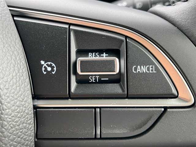スズキ ジムニー XC 静岡県 2024(令6)年 0.2万km ミディアムグレー エンジンスタートボタン/パワーステアリング/パワーウィンドウ/アイドリングストップ/スマートキー/オートエアコン/クルーズコントロール/8インチナビ（CD/DVD/BT/フルセグ）/ドライブレコーダー全方位/純正フロアマット/純正アルミホイール/D席N席シートヒーター/背面タイヤ/ABS/横滑り防止装置/コーナーセンサー/センターデフロック/レーンキープアシスト/オートライト/オートマチックハイビーム/ダウンヒルアシストコントロール/LEDヘッドライト/W＋サイドエアバック/衝突軽減システム