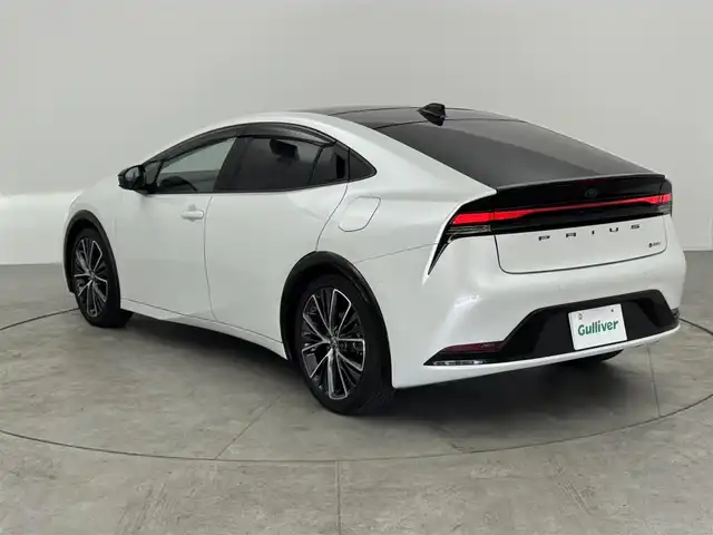 トヨタ プリウス Z 愛知県 2023(令5)年 4.1万km ホワイトパールクリスタルシャイン トヨタセーフティーセンス/・オートマチックハイビーム/・プリクラッシュセーフティー/・レーンアシスト/・レーンディパラーチャー/・ロードサインアシスト/・先行発進警告システム/・レーダークルーズコントロール/・BSM/・クリアランスソナー/12.3インチディスプレイオーディオ/・フルセグTV/・Bluetooth/・AppleCarPlay/パノラマルーフ/置くだけ充電/ETC2.0/パワーバックドア/革巻きステアリング/デジタルインナーミラー/シートヒーター/エアシート/電動パーキングシステム/AC100V/パワーシート