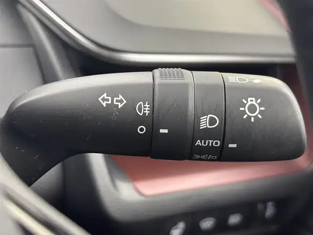 トヨタ プリウス Z 福井県 2023(令5)年 2万km アティチュードブラックマイカ 純正ディスプレイオーディオ　/アラウンドビューモニター/ガラスルーフ　/デジタルインナーミラー /ビルトインETC2.0/アダプティブクルーズコントロール　/トヨタセーフティーセンス　/置くだけ充電　/電動リアゲート　/電動パーキングブレーキ　/エアーシート/シートヒーター /ステアリングヒーター/運転席パワーシート/純正フォグ