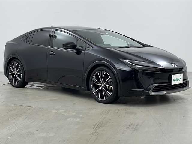 トヨタ プリウス Z 道央・札幌 2023(令5)年 2万km アティチュードブラックマイカ ・4WD/・純正ディスプレイオーディオ&TV&BT&Miracast　/・全方位カメラ/・サンルーフ/・パワーバックドア/・アダプティブクルーズコントロール　/・トヨタセーフティーセンス　/・デジタルインナーミラー /・運転席パワーシート/・前席ベンチレーション/・前席シートヒーター /・ステアリングヒーター/・ビルトインETC2.0/・置くだけ充電　　/・LEDヘッドライト/・オートライト/・オートハイビーム/・純正フォグ/・スマートキー