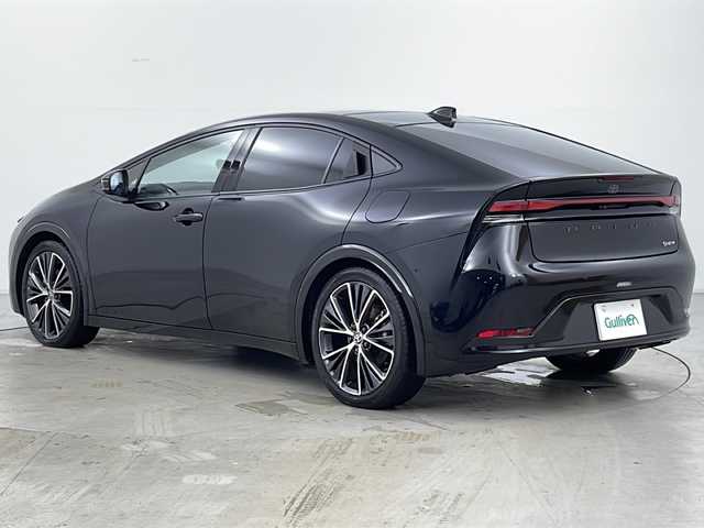 トヨタ プリウス Z 道央・札幌 2023(令5)年 2万km アティチュードブラックマイカ ・4WD/・純正ディスプレイオーディオ&TV&BT&Miracast　/・全方位カメラ/・サンルーフ/・パワーバックドア/・アダプティブクルーズコントロール　/・トヨタセーフティーセンス　/・デジタルインナーミラー /・運転席パワーシート/・前席ベンチレーション/・前席シートヒーター /・ステアリングヒーター/・ビルトインETC2.0/・置くだけ充電　　/・LEDヘッドライト/・オートライト/・オートハイビーム/・純正フォグ/・スマートキー