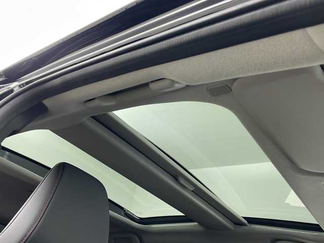 トヨタ プリウス Z 道央・札幌 2023(令5)年 2万km アティチュードブラックマイカ ・4WD/・純正ディスプレイオーディオ&TV&BT&Miracast　/・全方位カメラ/・サンルーフ/・パワーバックドア/・アダプティブクルーズコントロール　/・トヨタセーフティーセンス　/・デジタルインナーミラー /・運転席パワーシート/・前席ベンチレーション/・前席シートヒーター /・ステアリングヒーター/・ビルトインETC2.0/・置くだけ充電　　/・LEDヘッドライト/・オートライト/・オートハイビーム/・純正フォグ/・スマートキー