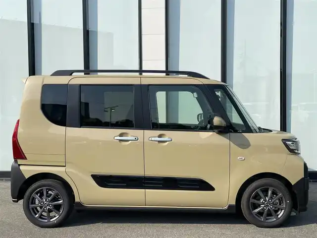 ダイハツ タント ファンクロス 大阪府 2022(令4)年 0.1万km サンドベージュメタリック 走行距離362km/純正９インチディプレイオーディオ　/ＥＴＣ　/バックカメラ　/両側パワースライドドア　/フルセグＴＶ　/純正フロアマット　/純正１４インチアルミホイール　/シートヒーター　/ＬＥＤヘッドライト　/スマートアシスト