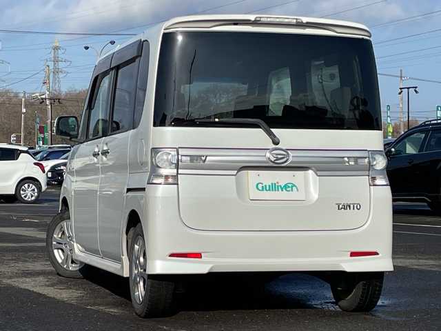 ダイハツ タント カスタム L 道央・札幌 2012(平24)年 7.8万km パールホワイトⅢ ４WD/ワンオーナー/純正SDナビ/AM/FM/BT/SD/CD/DVD/フルセグ/ETC/アイドリングストップ/片側スライドドア/スマートキー/キセノンヘッドライト/フォグランプ/電動格納ミラー/ウィンカーミラー/純正フロアマット/ドアバイザー/スペアキー/純正AW付夏タイヤ積込/155/65/R14/2016年/山4mm
