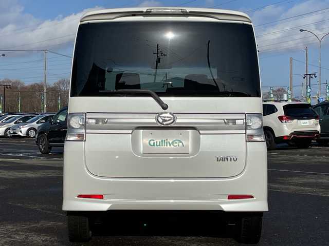 ダイハツ タント カスタム L 道央・札幌 2012(平24)年 7.8万km パールホワイトⅢ ４WD/ワンオーナー/純正SDナビ/AM/FM/BT/SD/CD/DVD/フルセグ/ETC/アイドリングストップ/片側スライドドア/スマートキー/キセノンヘッドライト/フォグランプ/電動格納ミラー/ウィンカーミラー/純正フロアマット/ドアバイザー/スペアキー/純正AW付夏タイヤ積込/155/65/R14/2016年/山4mm