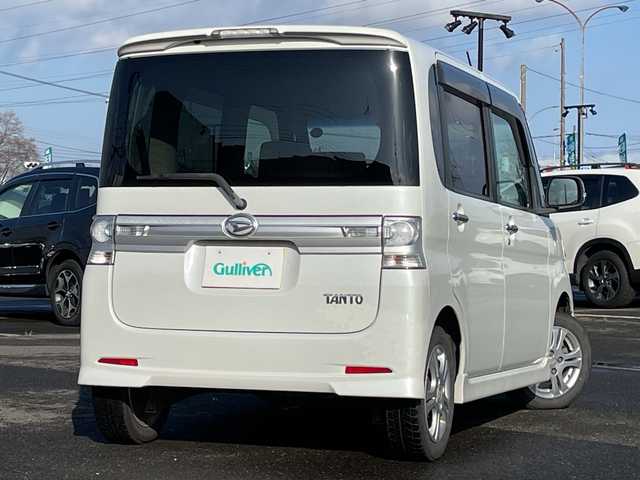 ダイハツ タント カスタム L 道央・札幌 2012(平24)年 7.8万km パールホワイトⅢ ４WD/ワンオーナー/純正SDナビ/AM/FM/BT/SD/CD/DVD/フルセグ/ETC/アイドリングストップ/片側スライドドア/スマートキー/キセノンヘッドライト/フォグランプ/電動格納ミラー/ウィンカーミラー/純正フロアマット/ドアバイザー/スペアキー/純正AW付夏タイヤ積込/155/65/R14/2016年/山4mm