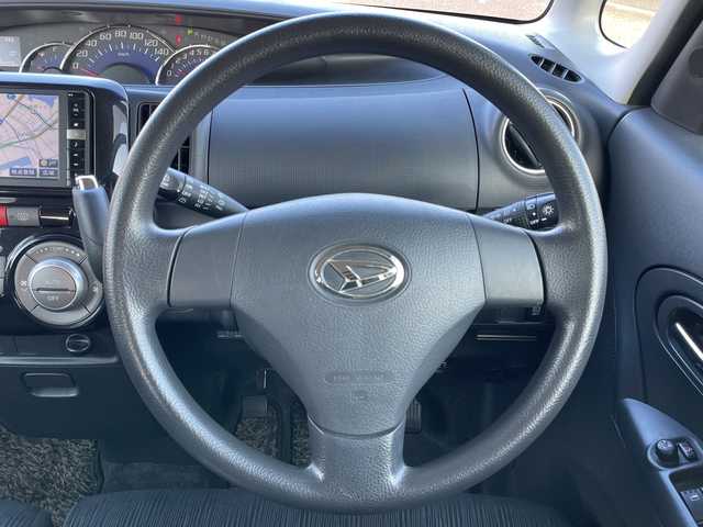 ダイハツ タント カスタム L 道央・札幌 2012(平24)年 7.8万km パールホワイトⅢ ４WD/ワンオーナー/純正SDナビ/AM/FM/BT/SD/CD/DVD/フルセグ/ETC/アイドリングストップ/片側スライドドア/スマートキー/キセノンヘッドライト/フォグランプ/電動格納ミラー/ウィンカーミラー/純正フロアマット/ドアバイザー/スペアキー/純正AW付夏タイヤ積込/155/65/R14/2016年/山4mm