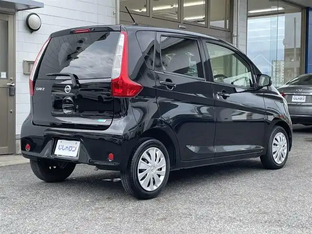 日産 デイズ X Vセレ +SeftyⅡ 滋賀県 2015(平27)年 7.8万km ブラック (株)IDOMが運営する【じしゃロン草津店】の自社ローン対象車両になります。こちらは現金ご利用時の価格です。自社ローンご希望の方は別途その旨お申付け下さい。