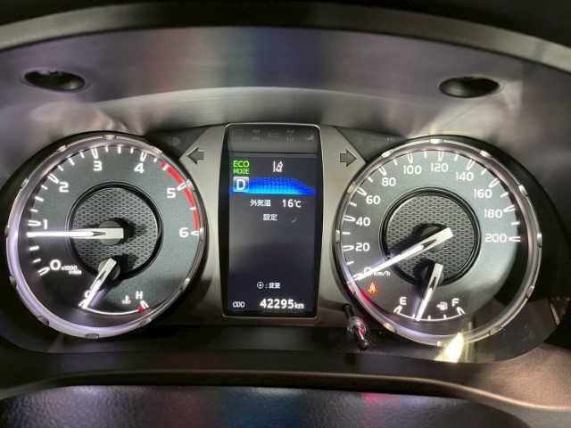 トヨタ ハイラックス Z 道北・旭川 2021(令3)年 4.3万km オキサイドブロンズM USトヨタ タコマルックグリル（社外）/リフトアップキット（社外）/ATOTOディスプレイオーディオ（社外）/バックカメラ/社外ベッドライナー（MAX LINER）/マッドフラップ（社外）/リアデフロック/プリクラッシュセーフティ/LDA/DAC/ETC/クルーズコントロール/アイドリングストップ/コーナーセンサー/4WD(切替）/フォグランプ（フロント、リア）/電格ミラー/17AW RAYS M9+（社外）/ダンロップ　グラントレックR/T 01（社外）/ GRフロントバンパ-（純正）/フェンダートリム（純正）/フロントカメラ＋モニターセット（社外）/社外パーツ取付有