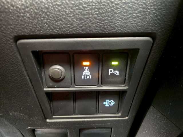 トヨタ ハイラックス Z 道北・旭川 2021(令3)年 4.3万km オキサイドブロンズM USトヨタ タコマルックグリル（社外）/リフトアップキット（社外）/ATOTOディスプレイオーディオ（社外）/バックカメラ/社外ベッドライナー（MAX LINER）/マッドフラップ（社外）/リアデフロック/プリクラッシュセーフティ/LDA/DAC/ETC/クルーズコントロール/アイドリングストップ/コーナーセンサー/4WD(切替）/フォグランプ（フロント、リア）/電格ミラー/17AW RAYS M9+（社外）/ダンロップ　グラントレックR/T 01（社外）/ GRフロントバンパ-（純正）/フェンダートリム（純正）/フロントカメラ＋モニターセット（社外）/社外パーツ取付有