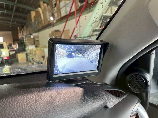 トヨタ ハイラックス Z 道北・旭川 2021(令3)年 4.3万km オキサイドブロンズM USトヨタ タコマルックグリル（社外）/リフトアップキット（社外）/ATOTOディスプレイオーディオ（社外）/バックカメラ/社外ベッドライナー（MAX LINER）/マッドフラップ（社外）/リアデフロック/プリクラッシュセーフティ/LDA/DAC/ETC/クルーズコントロール/アイドリングストップ/コーナーセンサー/4WD(切替）/フォグランプ（フロント、リア）/電格ミラー/17AW RAYS M9+（社外）/ダンロップ　グラントレックR/T 01（社外）/ GRフロントバンパ-（純正）/フェンダートリム（純正）/フロントカメラ＋モニターセット（社外）/社外パーツ取付有