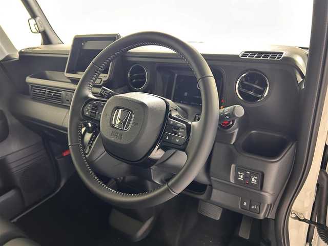 ホンダ Ｎ ＢＯＸ カスタム コーディネートスタイル 佐賀県 2025(令7)年 0.1万km プラチナホワイトパール ホンダセンシング/両側パワースライドドア/レーダークルーズコントロール/電子パーキングブレーキ/ブレーキホールド/ハーフレザーシート/シートバックテーブル/純正14インチアルミホイール/スマートキー/ウィンカーミラー