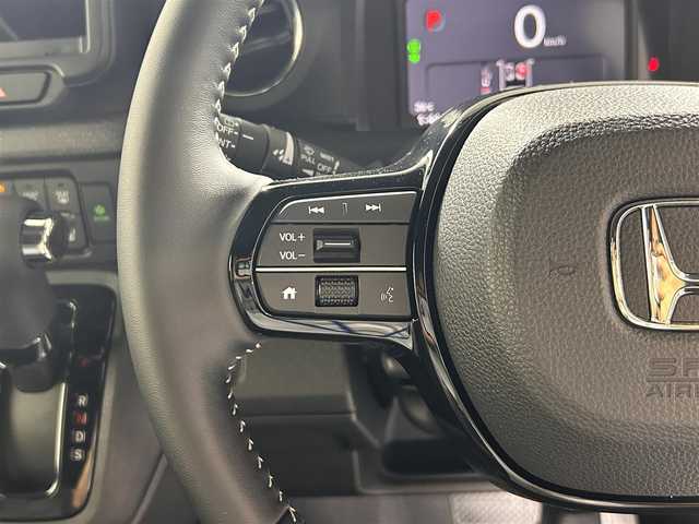 ホンダ Ｎ ＢＯＸ カスタム コーディネートスタイル 佐賀県 2025(令7)年 0.1万km プラチナホワイトパール ホンダセンシング/両側パワースライドドア/レーダークルーズコントロール/電子パーキングブレーキ/ブレーキホールド/ハーフレザーシート/シートバックテーブル/純正14インチアルミホイール/スマートキー/ウィンカーミラー