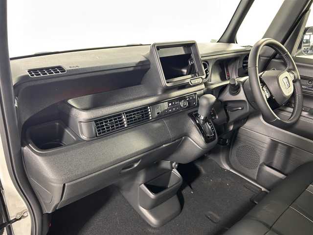 ホンダ Ｎ ＢＯＸ カスタム コーディネートスタイル 佐賀県 2025(令7)年 0.1万km プラチナホワイトパール ホンダセンシング/両側パワースライドドア/レーダークルーズコントロール/電子パーキングブレーキ/ブレーキホールド/ハーフレザーシート/シートバックテーブル/純正14インチアルミホイール/スマートキー/ウィンカーミラー