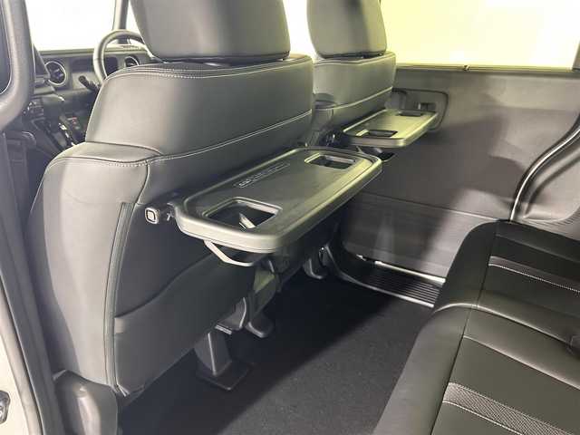 ホンダ Ｎ ＢＯＸ カスタム コーディネートスタイル 佐賀県 2025(令7)年 0.1万km プラチナホワイトパール ホンダセンシング/両側パワースライドドア/レーダークルーズコントロール/電子パーキングブレーキ/ブレーキホールド/ハーフレザーシート/シートバックテーブル/純正14インチアルミホイール/スマートキー/ウィンカーミラー