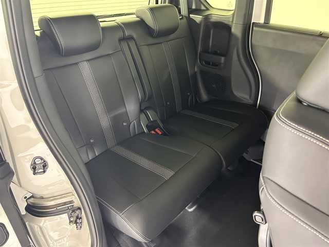 ホンダ Ｎ ＢＯＸ カスタム コーディネートスタイル 佐賀県 2025(令7)年 0.1万km プラチナホワイトパール ホンダセンシング/両側パワースライドドア/レーダークルーズコントロール/電子パーキングブレーキ/ブレーキホールド/ハーフレザーシート/シートバックテーブル/純正14インチアルミホイール/スマートキー/ウィンカーミラー