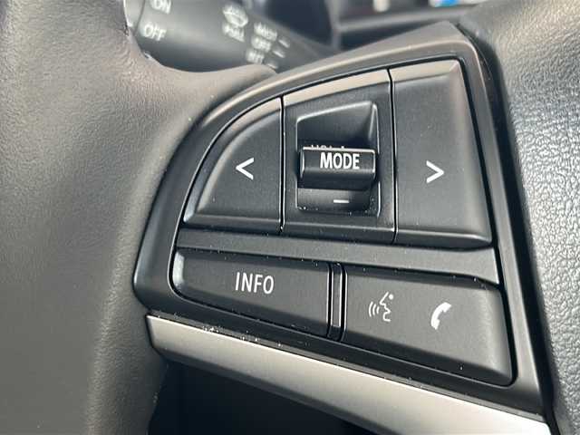 スズキ ハスラー Jスタイル 岐阜県 2022(令4)年 3.4万km ピュアホワイトパール/ガンメタリック2トーン 社外ナビ/ワンセグテレビ/AM/FM/Bluetooth/SMART USEN/ルーフレール/シートヒーター(D/N)/ドラレコ/アイドリングストップ/横滑り防止装置/クリアランスソナー/レーンキープアシスト/プリクラッシュセーフティー/プッシュスタート/スマートキー
