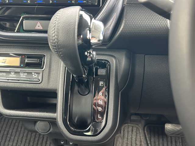 スズキ ハスラー Jスタイル 岐阜県 2022(令4)年 3.4万km ピュアホワイトパール/ガンメタリック2トーン 社外ナビ/ワンセグテレビ/AM/FM/Bluetooth/SMART USEN/ルーフレール/シートヒーター(D/N)/ドラレコ/アイドリングストップ/横滑り防止装置/クリアランスソナー/レーンキープアシスト/プリクラッシュセーフティー/プッシュスタート/スマートキー