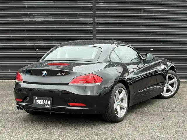 ＢＭＷ Ｚ４ sDrive23i 静岡県 2010(平22)年 3.5万km サファイアブラックP 純正ナビ/(CD/AM/FM/AUX/フルセグ)/速度警告/キーレスキー/ETC/ドライブレコーダー/フロアマット/純正17インチアルミホイール/保証書/取扱説明書/スペアキー