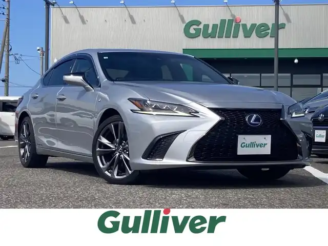 レクサス ＥＳ 300h Fスポーツ 島根県 2020(令2)年 6.9万km プラチナムシルバーメタリック メーカーOPナビ(CD/DVD/BT/フルセグ)/サンルーフ/バックカメラ/プリクラッシュセーフティー/レーントレーシングアシスト/ブラインドスポットモニター/パーキングサポートアラート/レーダークルーズコントロール/前席パワーシート/前席シートヒーター /前席シートベンチレーション/運転席シートメモリー/ステアリングヒーター/オートハイビーム/オートライト/前方ドライブレコーダー/ビルトインETC2.0/パドルシフト/リヤサンシェード/純正フロアマット