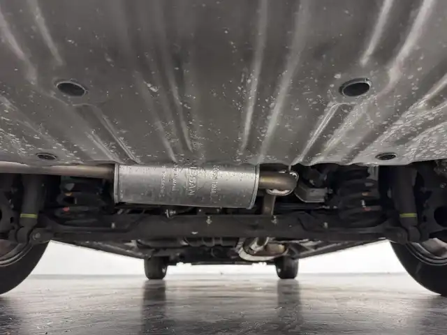 日産 セレナ ハイウェイスターVセレクションⅡ 三重県 2018(平30)年 1.9万km ダイヤモンドブラック S-HYBRID/FF/インパネCVT/純正 9インチナビ MM518D-L/（iPod/SD/FM/AM/TV/USB/Bluetooth/CD/DVD/Blu-ray/MUSIC STOCKER/HDMI/ドラレコ/AUX）/・純正 11インチ 後席モニター/インテリジェント アラウンドビューモニター（移動物検知機能付）*1/両側 ハンズフリーオートスライドドア/ドライブレコーダー 前方/ビルトイン ETC/安全/【OP】セーフティパックA/・踏み間違い衝突防止アシスト*/・インテリジェント パーキングアシスト*/・標識検知機能*/・インテリジェント DA（ふらつき警報）*/・フロント & バックソナー*/・LDW（車線逸脱警報）/・エマージェンシーブレーキ/装備/・定速クルーズコントロール/・前後 オートエアコン/・オートライト/・LEDヘッドライト/・フロントフォグライト/・ハイビームアシスト/・ヒーター付ドアミラー*1/・ステアリングスイッチ*1/・純正16inAW/・プッシュスタート/・保/取/ナビ取/・スマートキーx2/など/*1…セーフティパックAの装備