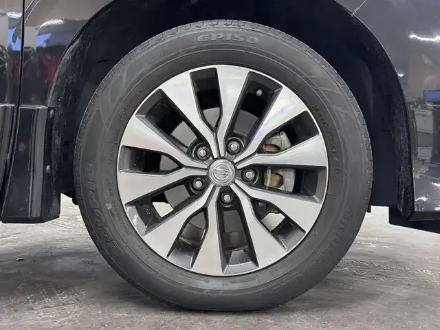 日産 セレナ ハイウェイスターVセレクションⅡ 三重県 2018(平30)年 1.9万km ダイヤモンドブラック S-HYBRID/FF/インパネCVT/純正 9インチナビ MM518D-L/（iPod/SD/FM/AM/TV/USB/Bluetooth/CD/DVD/Blu-ray/MUSIC STOCKER/HDMI/ドラレコ/AUX）/・純正 11インチ 後席モニター/インテリジェント アラウンドビューモニター（移動物検知機能付）*1/両側 ハンズフリーオートスライドドア/ドライブレコーダー 前方/ビルトイン ETC/安全/【OP】セーフティパックA/・踏み間違い衝突防止アシスト*/・インテリジェント パーキングアシスト*/・標識検知機能*/・インテリジェント DA（ふらつき警報）*/・フロント & バックソナー*/・LDW（車線逸脱警報）/・エマージェンシーブレーキ/装備/・定速クルーズコントロール/・前後 オートエアコン/・オートライト/・LEDヘッドライト/・フロントフォグライト/・ハイビームアシスト/・ヒーター付ドアミラー*1/・ステアリングスイッチ*1/・純正16inAW/・プッシュスタート/・保/取/ナビ取/・スマートキーx2/など/*1…セーフティパックAの装備