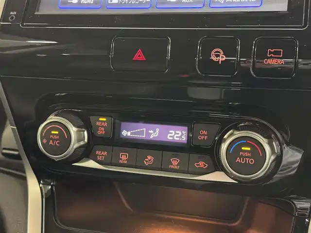 日産 セレナ ハイウェイスターVセレクションⅡ 三重県 2018(平30)年 1.9万km ダイヤモンドブラック S-HYBRID/FF/インパネCVT/純正 9インチナビ MM518D-L/（iPod/SD/FM/AM/TV/USB/Bluetooth/CD/DVD/Blu-ray/MUSIC STOCKER/HDMI/ドラレコ/AUX）/・純正 11インチ 後席モニター/インテリジェント アラウンドビューモニター（移動物検知機能付）*1/両側 ハンズフリーオートスライドドア/ドライブレコーダー 前方/ビルトイン ETC/安全/【OP】セーフティパックA/・踏み間違い衝突防止アシスト*/・インテリジェント パーキングアシスト*/・標識検知機能*/・インテリジェント DA（ふらつき警報）*/・フロント & バックソナー*/・LDW（車線逸脱警報）/・エマージェンシーブレーキ/装備/・定速クルーズコントロール/・前後 オートエアコン/・オートライト/・LEDヘッドライト/・フロントフォグライト/・ハイビームアシスト/・ヒーター付ドアミラー*1/・ステアリングスイッチ*1/・純正16inAW/・プッシュスタート/・保/取/ナビ取/・スマートキーx2/など/*1…セーフティパックAの装備
