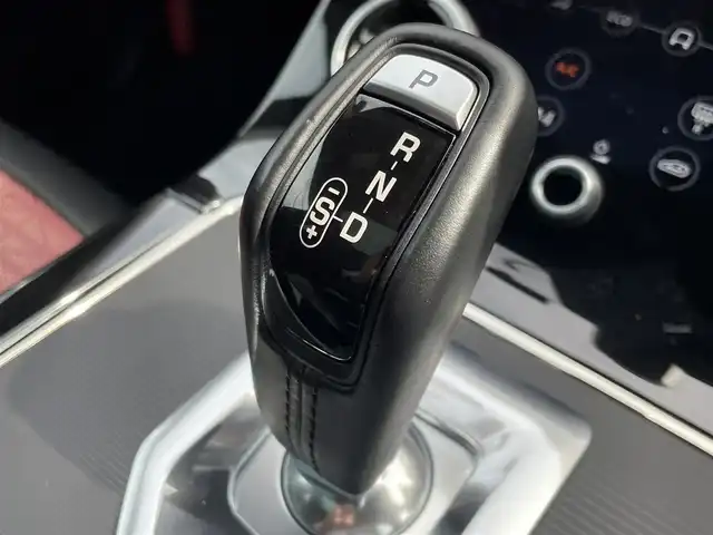ランドローバー レンジローバーイヴォーク Rダイナミック HSE 東京都 2020(令2)年 3.7万km サントリーニブラック パノラマルーフ（固定式）/ブラックエクステリアパック/ドライバーアシストパック/ＭＥＲＩＤＩＡＮサウンド/マトリクスＬＥＤヘッド/純正ナビ/フルセグＴＶ/３６０°カメラ/デジタルインナーミラー/レザーシート/シートヒーター/HUD/パワーバックドア/ドライブレコーダー