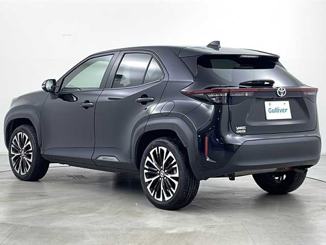 トヨタ ヤリスクロス Z 道央・札幌 2024(令6)年 2.3万km ブラックマイカ ・4WD/・寒冷地仕様/・社外ナビ/　BT/HDMI/・バックカメラ/・ハーフレザーシート/・前席シートヒーター/・ステアリングヒーター/・ステアリングリモコン/・レーダークルーズコントロール/・衝突軽減/・レーンキープ/・オートライト/・ダウンヒルアシスト/・オートライト/・LEDヘッドライト/・ビルトインETC/・スペアキー